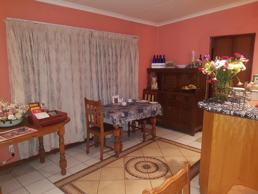 Thulani Lodge Johannesburg Esterno foto